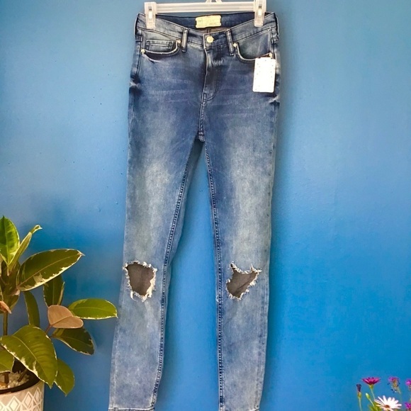 Free People Skinny Women’s Jeans NWT - Picture 2 of 7
